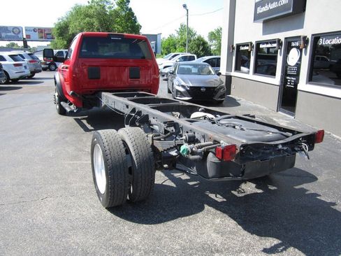 Used 2023 RAM 5500 Tradesman AWD/4WD image 3