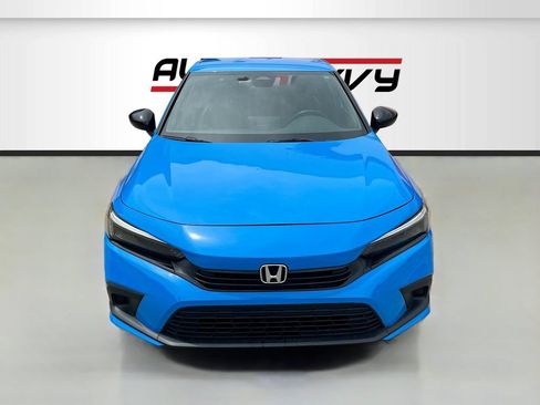 Used 2024 Honda Civic Sport image 2