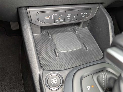 Certified 2025 Kia K4 EX FWD image 28