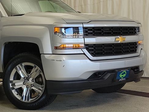 Certified 2017 Chevrolet Silverado 1500 Custom w/ Custom Convenience Package image 2
