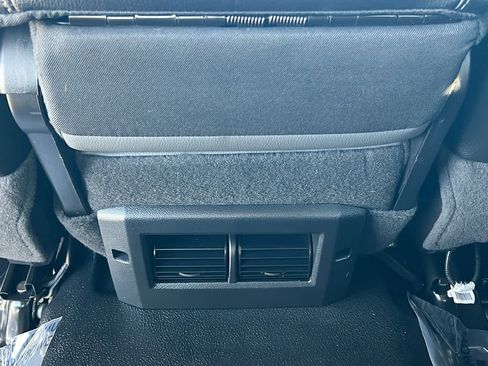 Certified 2022 RAM 1500 Tradesman w/ Chrome Appearance Group image 25