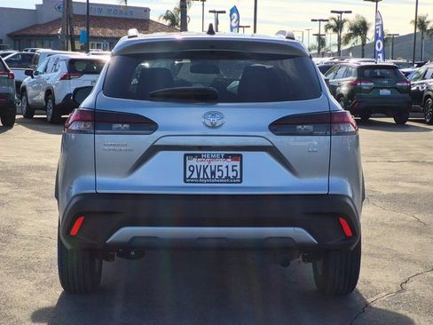 Used 2026 Toyota Corolla Cross LE image 7