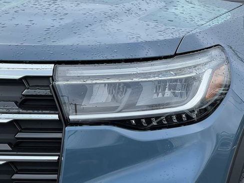 New 2026 Ford Explorer Active w/ Active Comfort Package AWD/4WD image 41