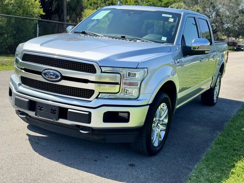 Used 2020 Ford F150 Platinum w/ Equipment Group 701A Luxury AWD/4WD image 4