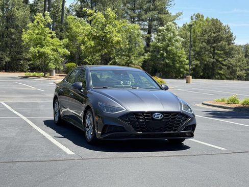 Used 2020 Hyundai Sonata SEL w/ Convenience Package FWD image 1