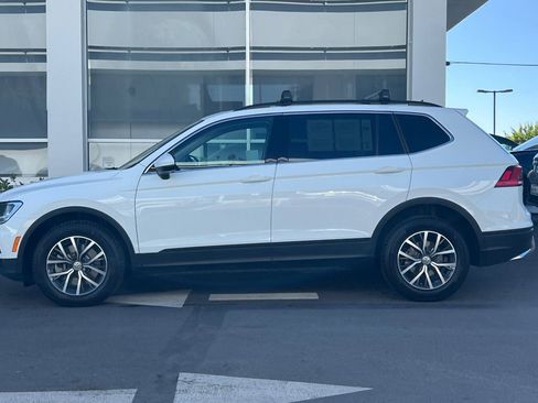 Used 2019 Volkswagen Tiguan SE w/ Panoramic Sunroof Package AWD/4WD image 7