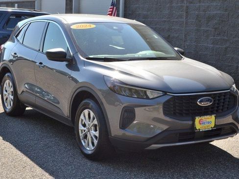 Used 2024 Ford Escape Active image 2