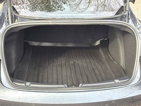 Used 2021 Tesla Model 3 Performance image 16