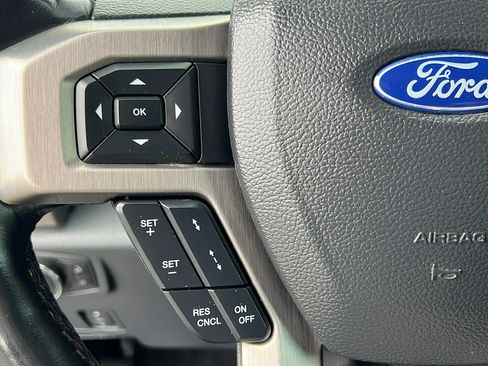Used 2022 Ford F350 Platinum AWD/4WD image 26