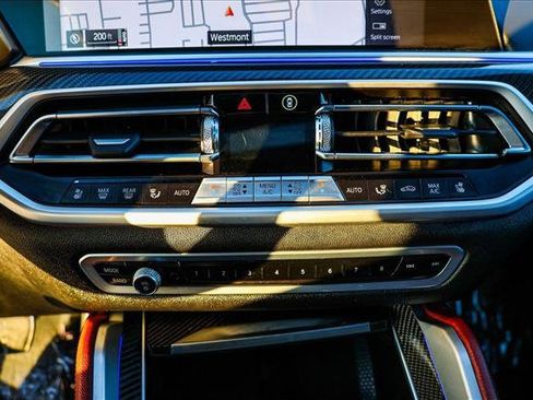 Used 2022 BMW X6 M50i w/ Dynamic Handling Package image 20