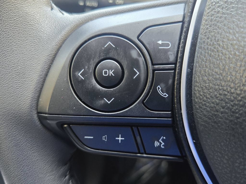 Used 2025 Toyota RAV4 XLE Premium FWD image 23