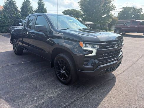 Used 2023 Chevrolet Silverado 1500 RST w/ Convenience Package II AWD/4WD image 7