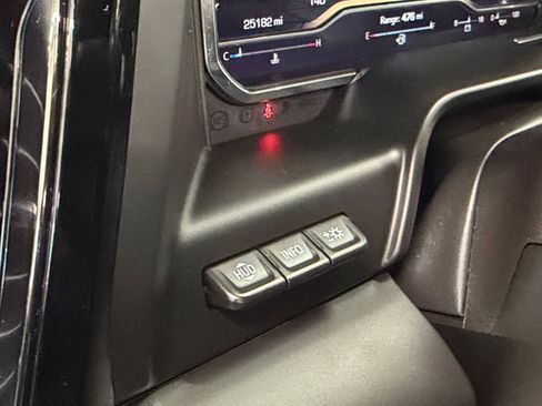 Used 2024 GMC Sierra 1500 AT4 w/ Technology Package AWD/4WD image 25