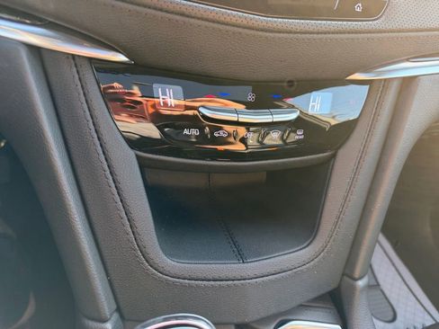 Used 2024 Cadillac XT5 Premium Luxury image 20