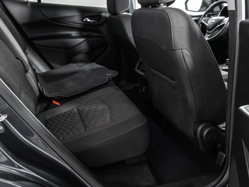 Used 2019 Chevrolet Equinox LT FWD image 39