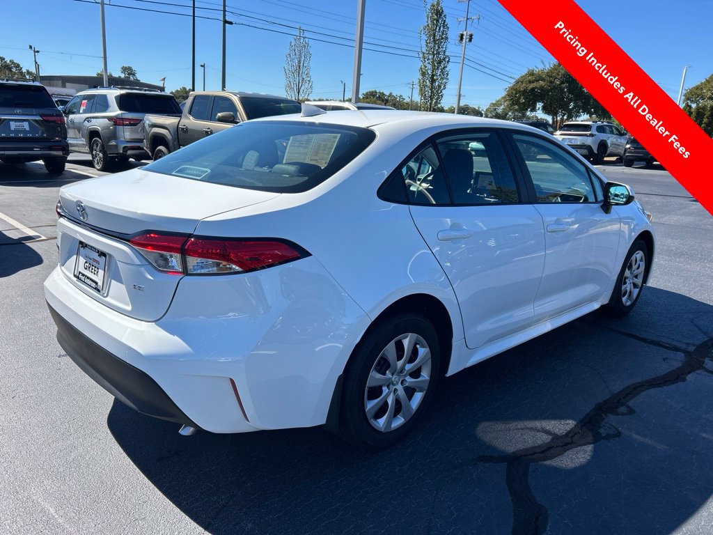 Used 2026 Toyota Corolla LE FWD image 16