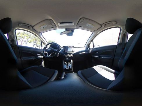 Used 2025 Nissan Versa SV FWD image 41