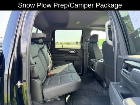 Used 2025 Chevrolet Silverado 2500 LTZ w/ LTZ Convenience Package AWD/4WD image 10