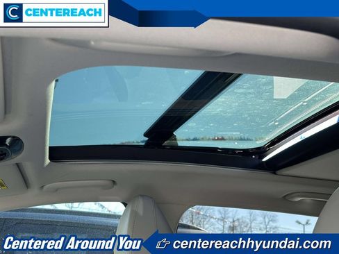 Used 2024 Hyundai Tucson Limited AWD/4WD image 19