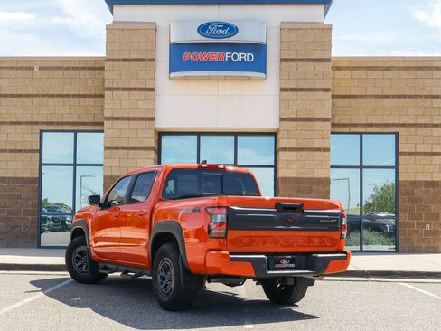 Used 2025 Nissan Frontier PRO-4X AWD/4WD image 8