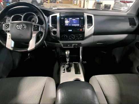 Used 2014 Toyota Tacoma 4x4 Double Cab image 14