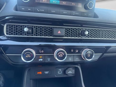 Used 2022 Honda Civic LX image 17