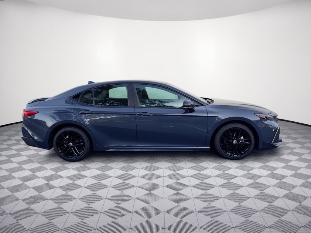 Used 2026 Toyota Camry SE FWD image 8