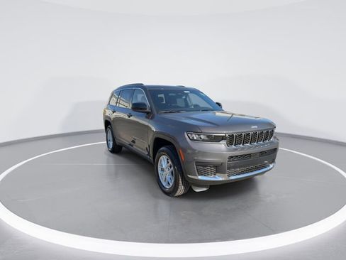 New 2026 Jeep Grand Cherokee L Laredo AWD/4WD image 2