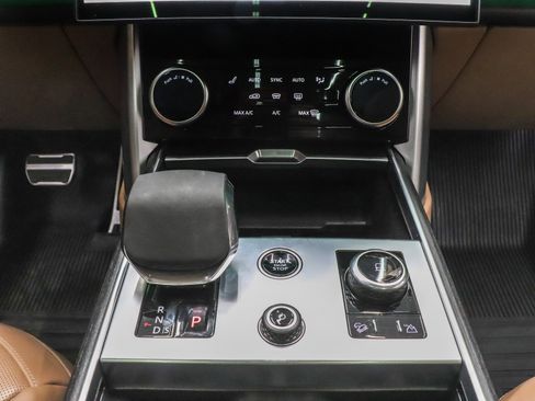 Used 2023 Land Rover Range Rover Long Wheelbase Autobiography image 49