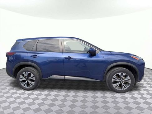Used 2023 Nissan Rogue SV AWD/4WD image 2