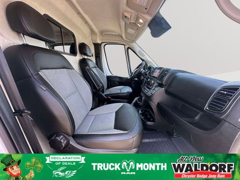 Used 2024 RAM ProMaster 2500 w/ Convenience Group image 22