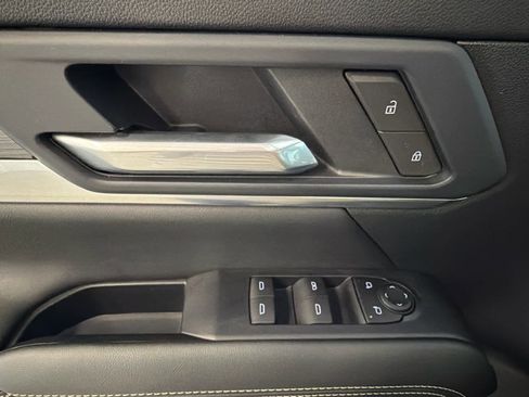 Used 2026 GMC Terrain Elevation w/ Black Edition image 18