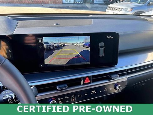Certified 2025 Kia Sorento S image 20