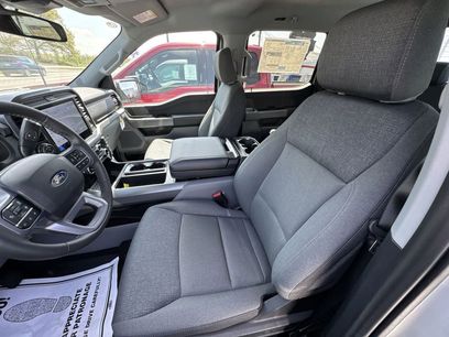 New 2026 Ford F150 XLT w/ Equipment Group 302A MID