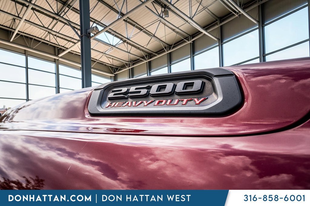 Used 2022 RAM 2500 Laramie w/ Night Edition AWD/4WD image 36