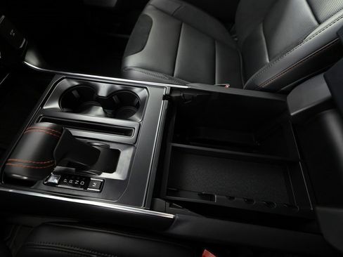 Used 2025 Ford F150 Raptor image 41