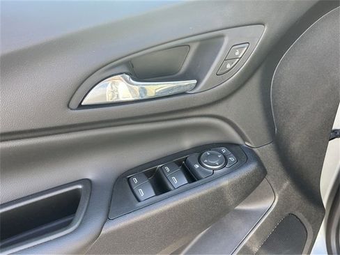 Certified 2023 Chevrolet Equinox LT image 22