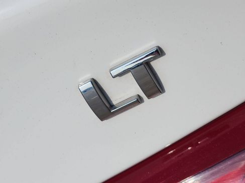 Used 2021 Chevrolet Malibu LT FWD image 10