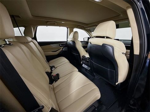 Used 2025 Acura MDX w/ Technology Package image 29