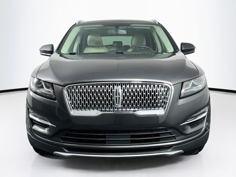 Used 2019 Lincoln MKC Select w/ Select Plus Package FWD image 2