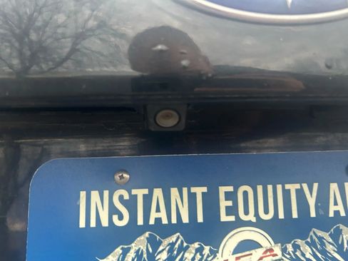 Used 2018 Subaru Outback 2.5i Limited image 11