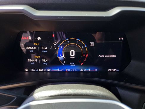 Used 2025 Chevrolet Colorado Trail Boss AWD/4WD image 31