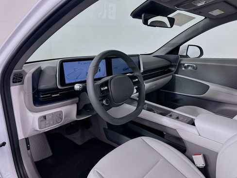 New 2025 Hyundai Ioniq 6 SEL image 9