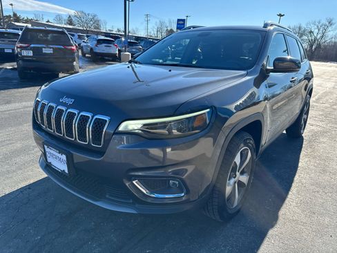 Used 2020 Jeep Cherokee Limited image 11