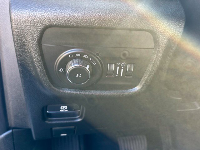 Used 2023 Jeep Grand Cherokee L Limited AWD/4WD image 10