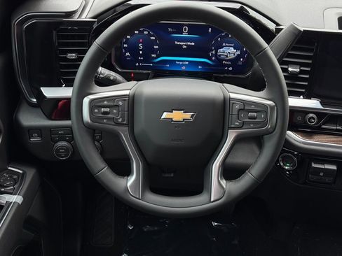 New 2026 Chevrolet Silverado 1500 LT image 17