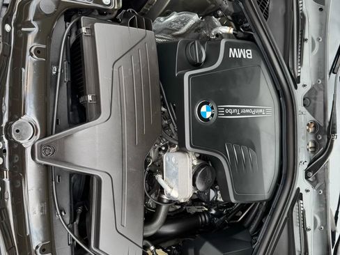 Used 2017 BMW 320i Sedan image 41