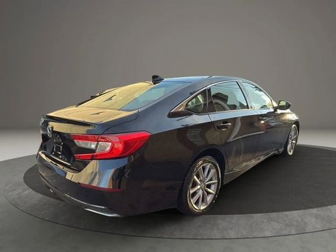 Used 2021 Honda Accord LX image 5