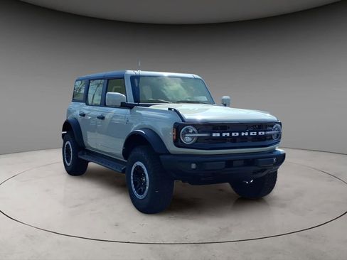 New 2026 Ford Bronco Outer Banks AWD/4WD image 14
