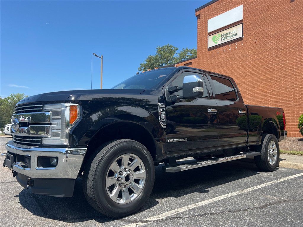 Used 2019 Ford F350 Lariat w/ Lariat Ultimate Package AWD/4WD image 1